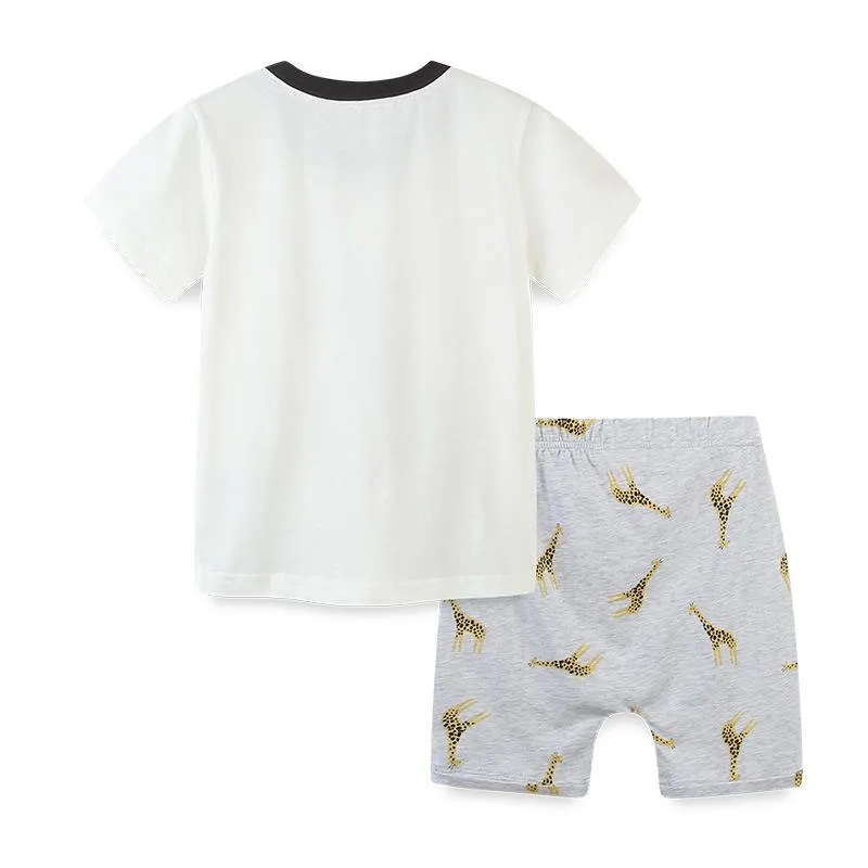 Boy's Giraffe Print Tee with Shorts Set