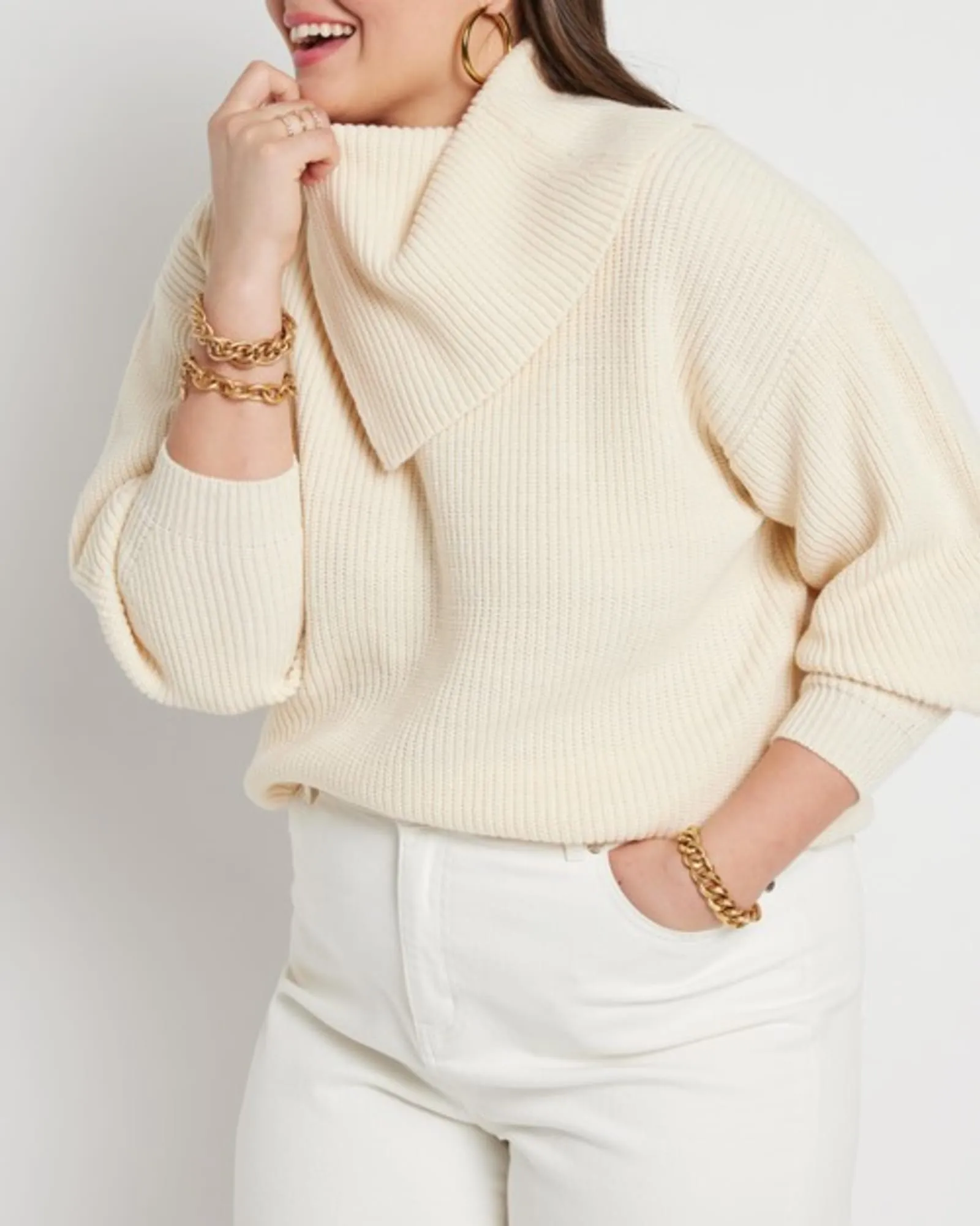 Izara Pointed Collar Sweater | Buttercream