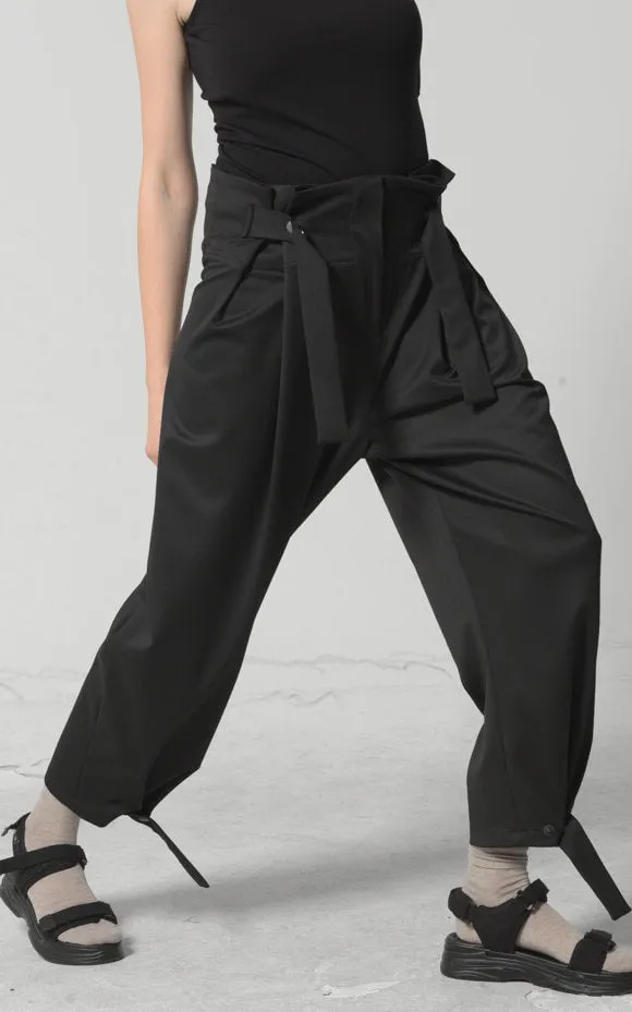 Loose Black Pants With Strips Detail