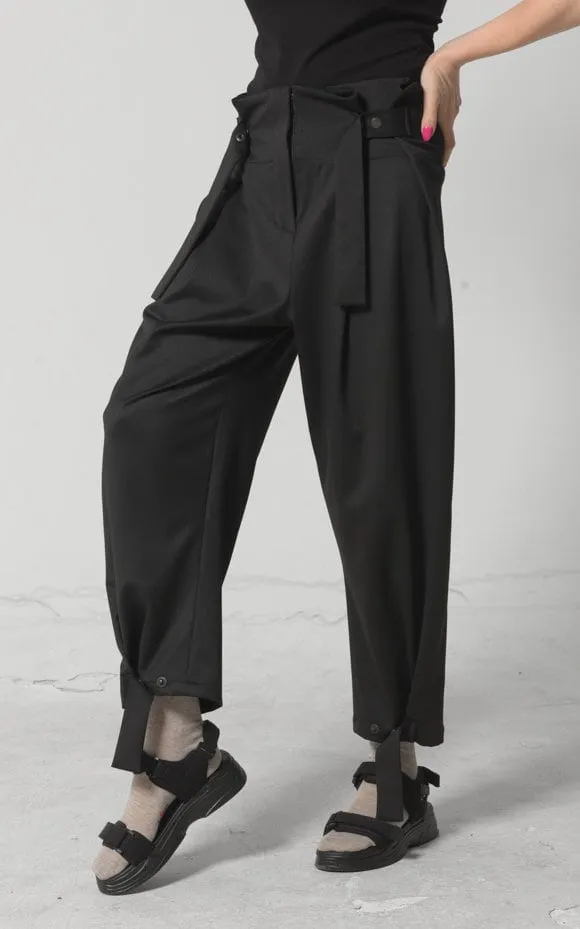 Loose Black Pants With Strips Detail