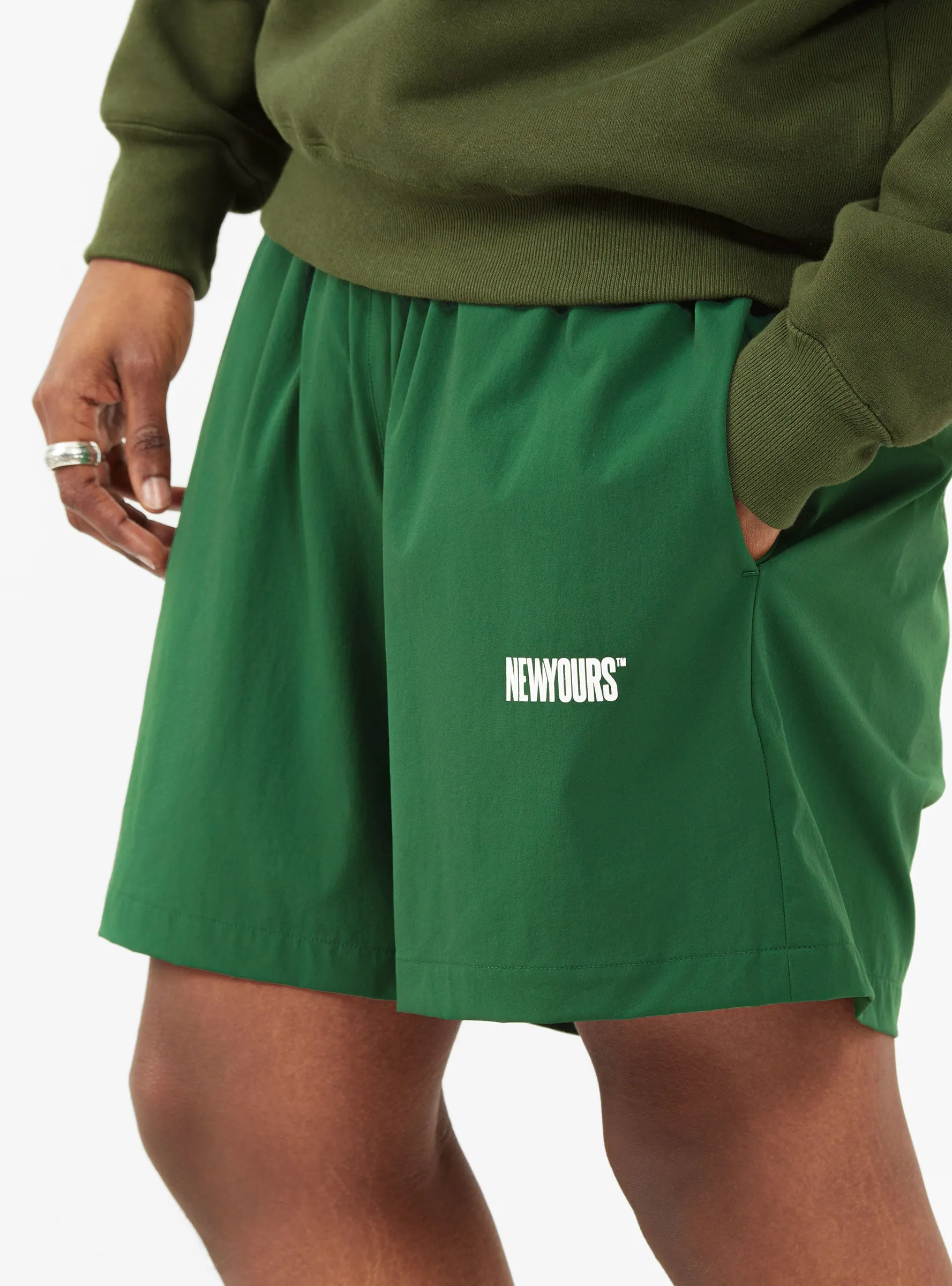 NEWYOURS Easy Shorts Green