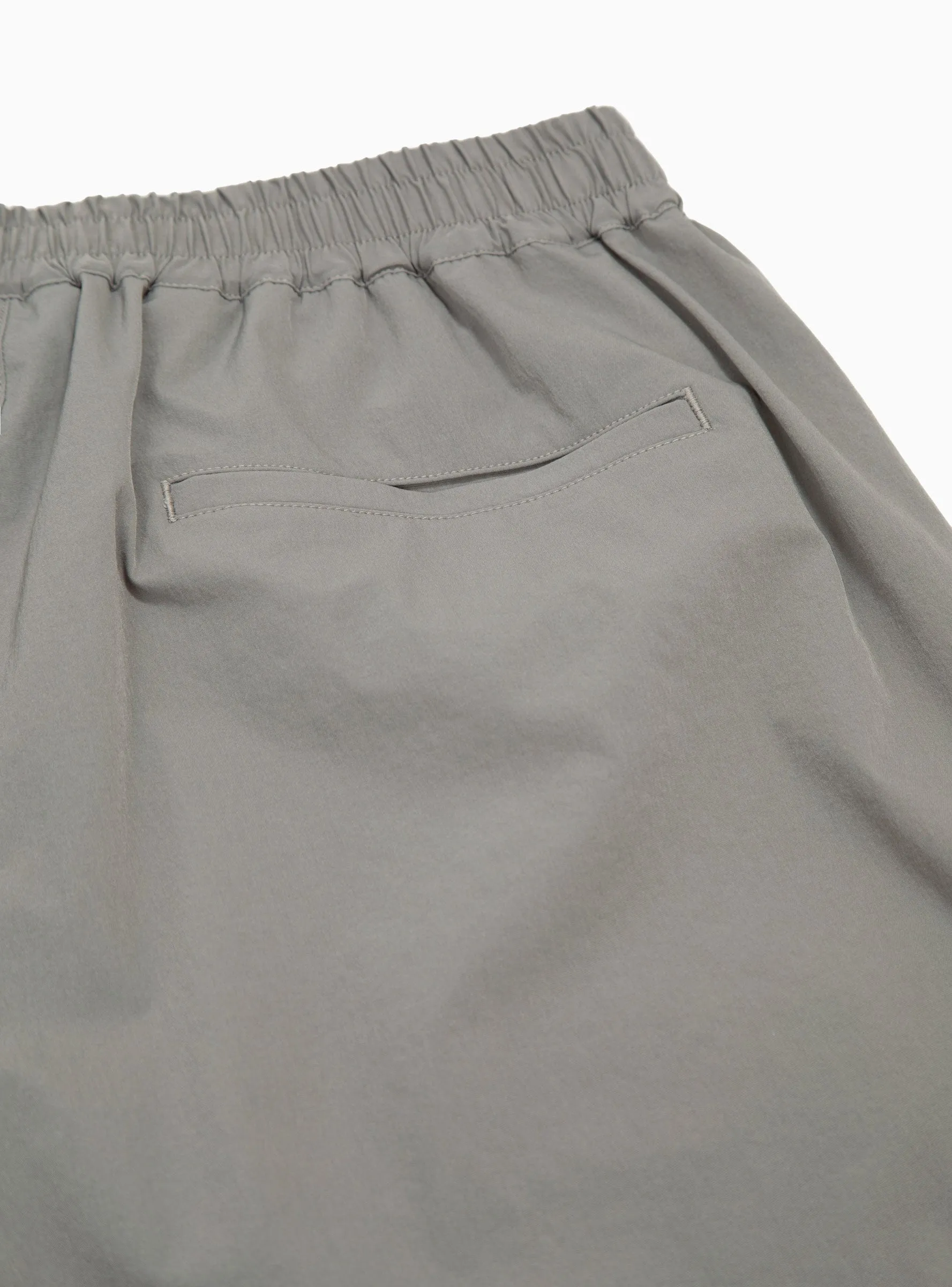 NEWYOURS Easy Shorts Grey