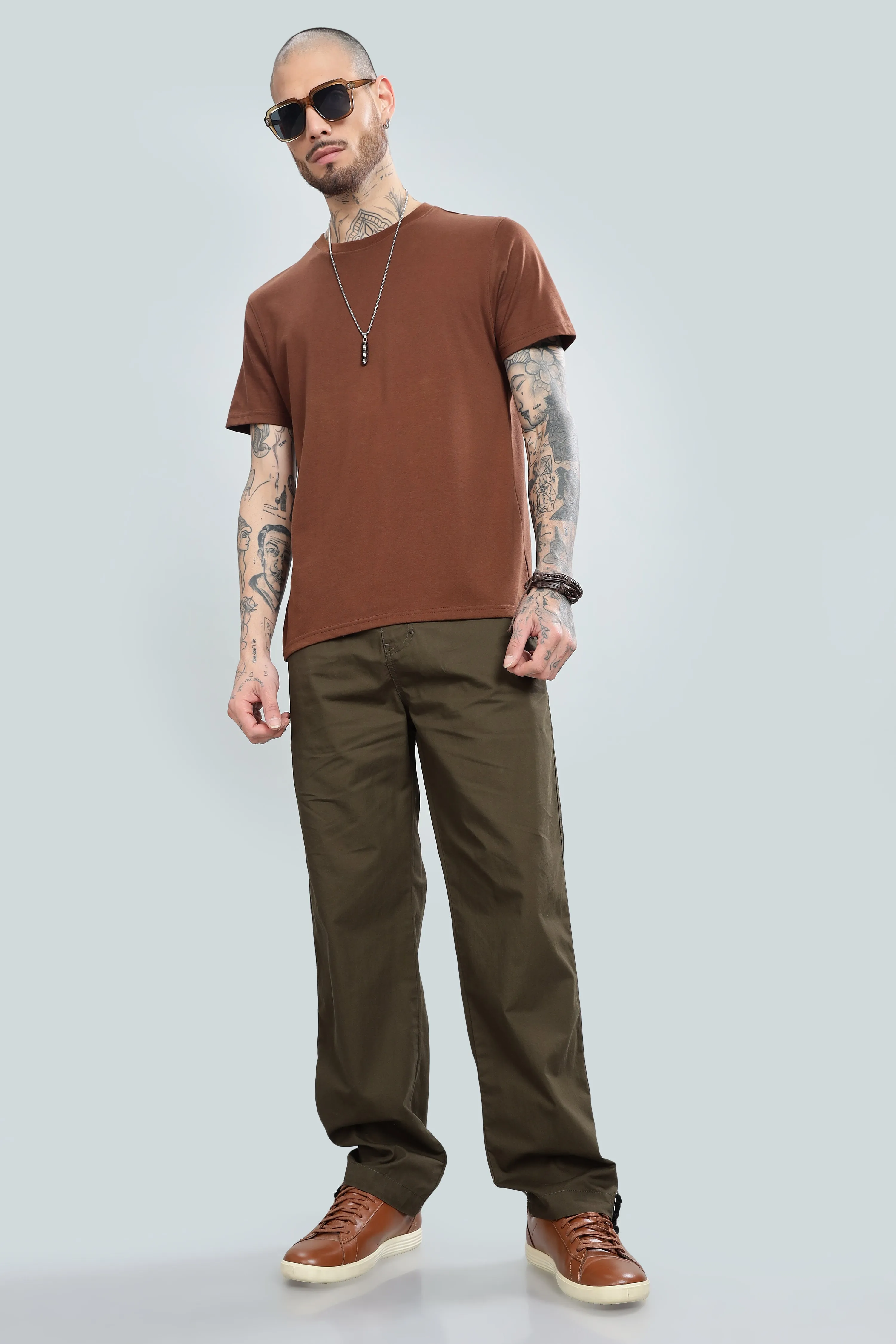 SAINTJONES BROWN STRAIGHT PANTS.