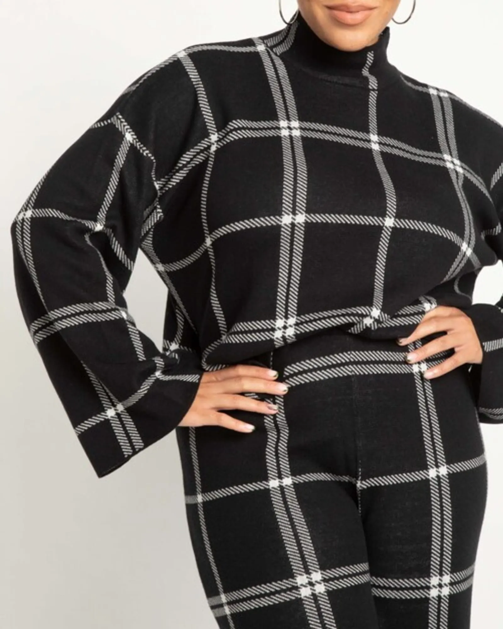 Serena Windowpane Plaid Sweater | Black And White Windowpane