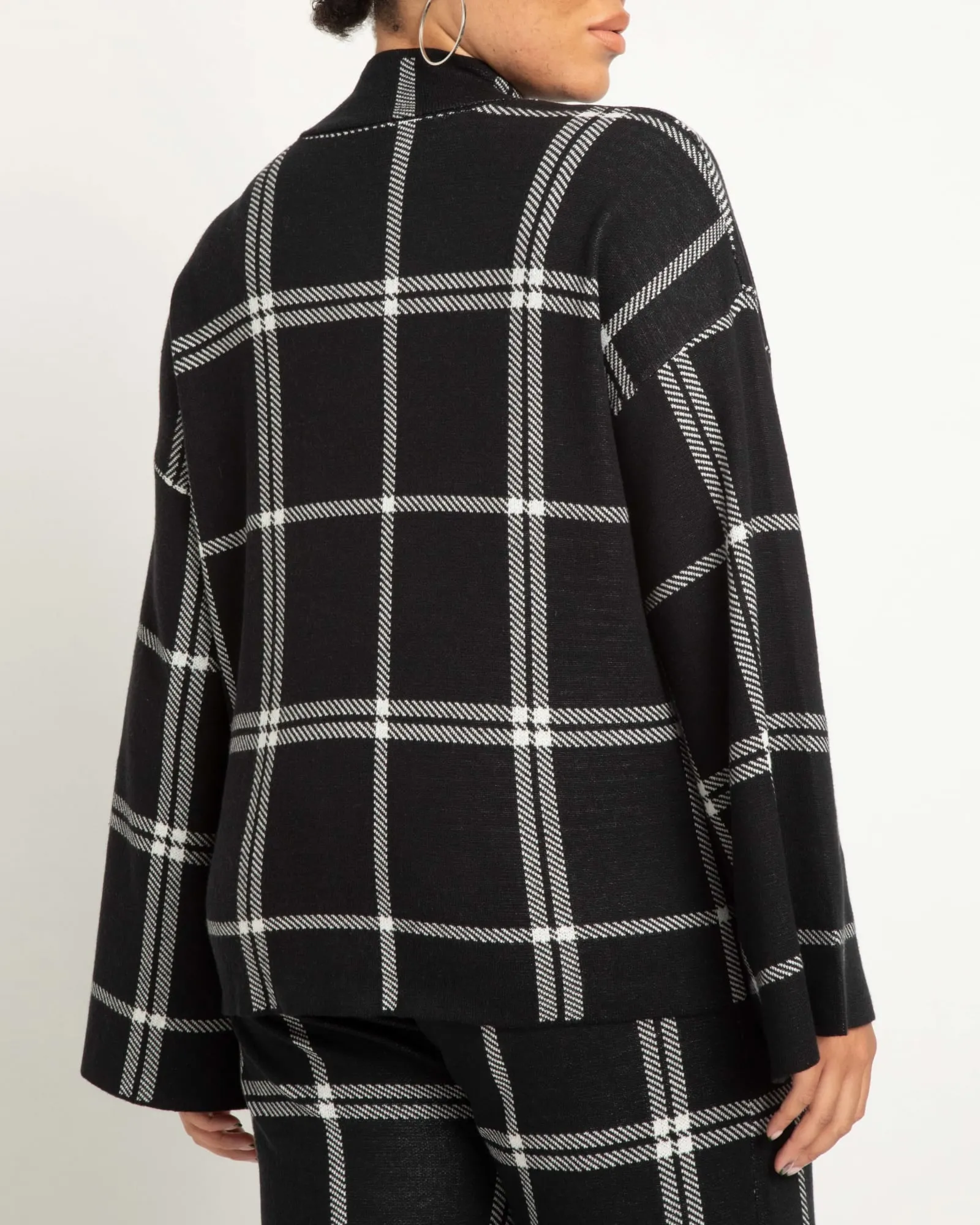 Serena Windowpane Plaid Sweater | Black And White Windowpane