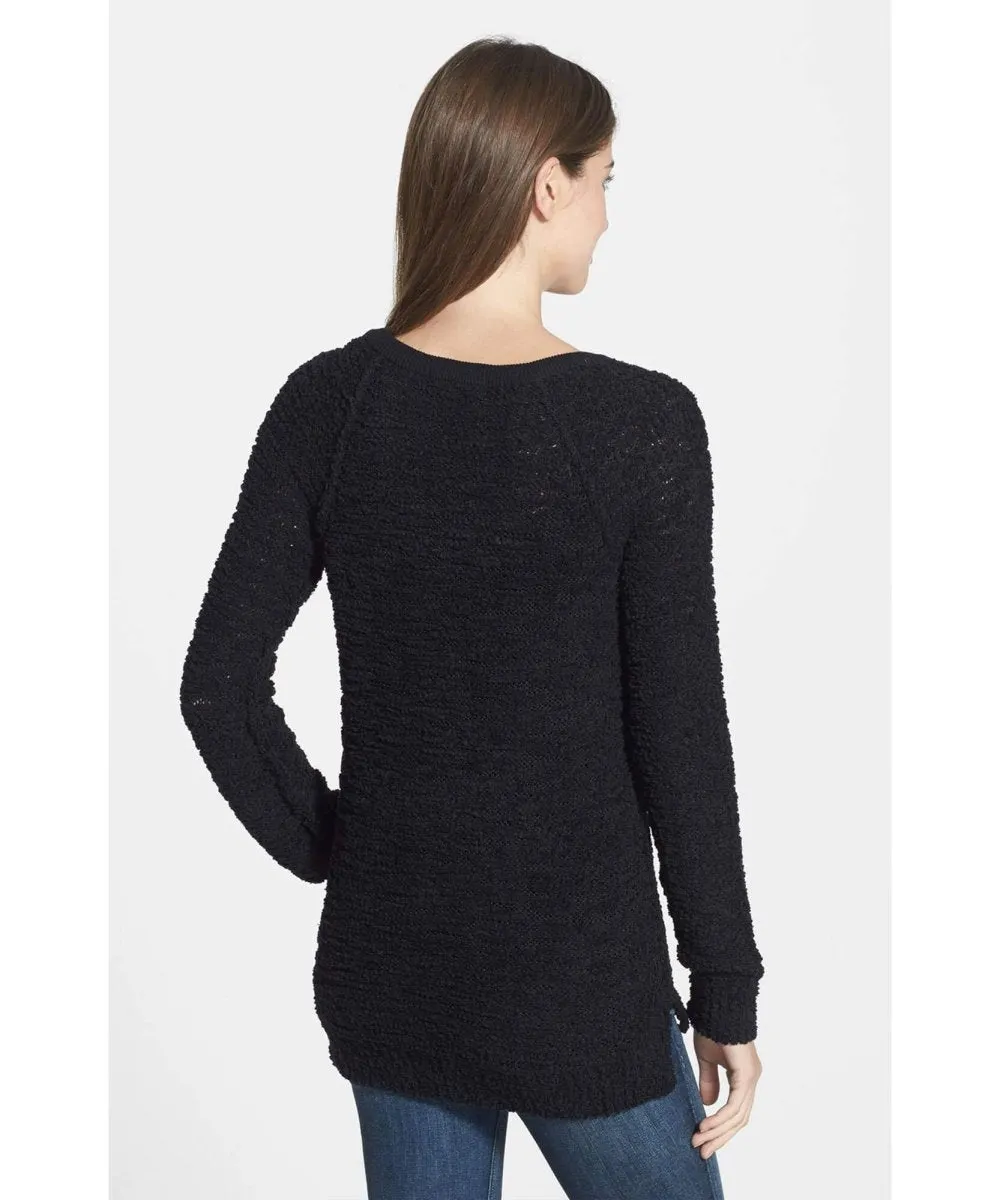 V-Neck Teddy Pullover Black